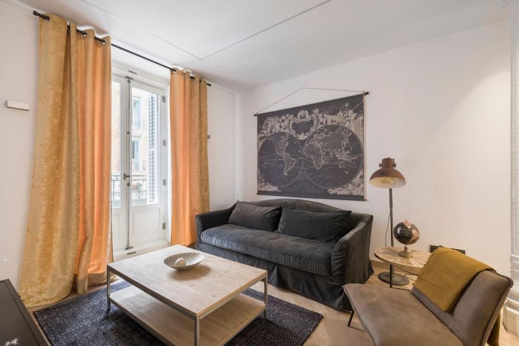 Lujoso Apartamento Cerca De Plaza Mayor Madrid Exterior photo